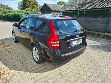Kia Ceed I 2009 — zdjęcie 3