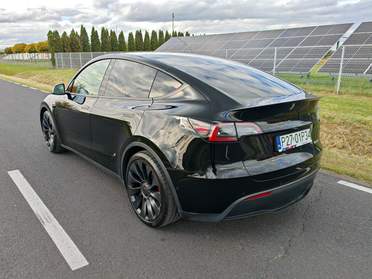 Tesla Model Y I 2022 — zdjęcie 4