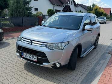 Mitsubishi Outlander III facelifting 2 2015 — zdjęcie 3