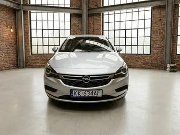 Opel Astra K 2019 — zdjęcie 2