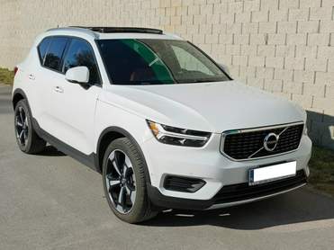 Volvo XC40 I 2019 — zdjęcie 1